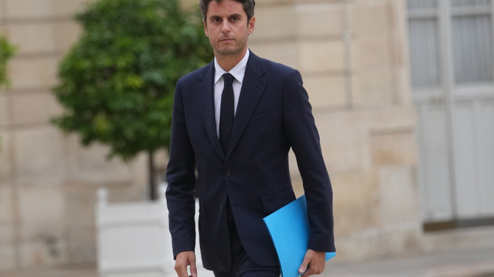 Ish-kryeministri më i ri i Francës shpall kandidaturën për president
