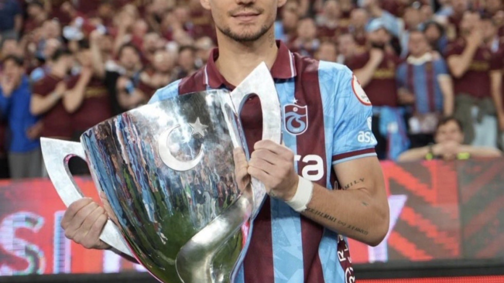 Ernest Muçi mbyll sezonin perfekt, fiton Kupën e Turqisë me Trabzonspor