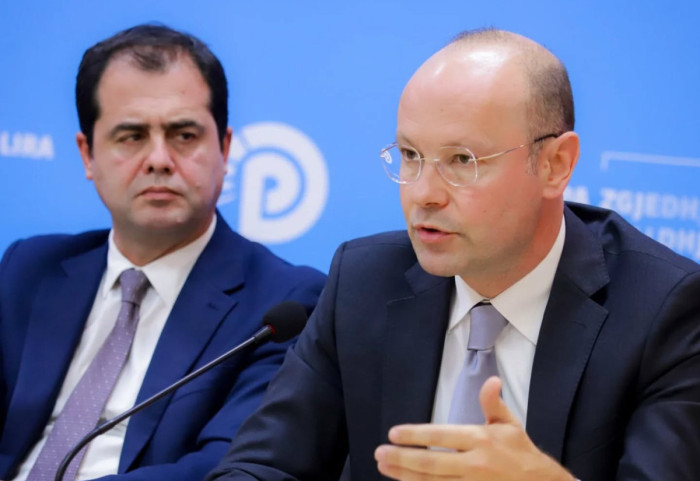 Zgjedhjet në PD, shtyhet dhe një orë votimi në degët e mëdha
