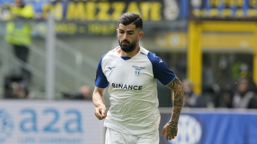 Pas pesë vitesh, Elseid Hysaj i jep lamtumirën Lazios