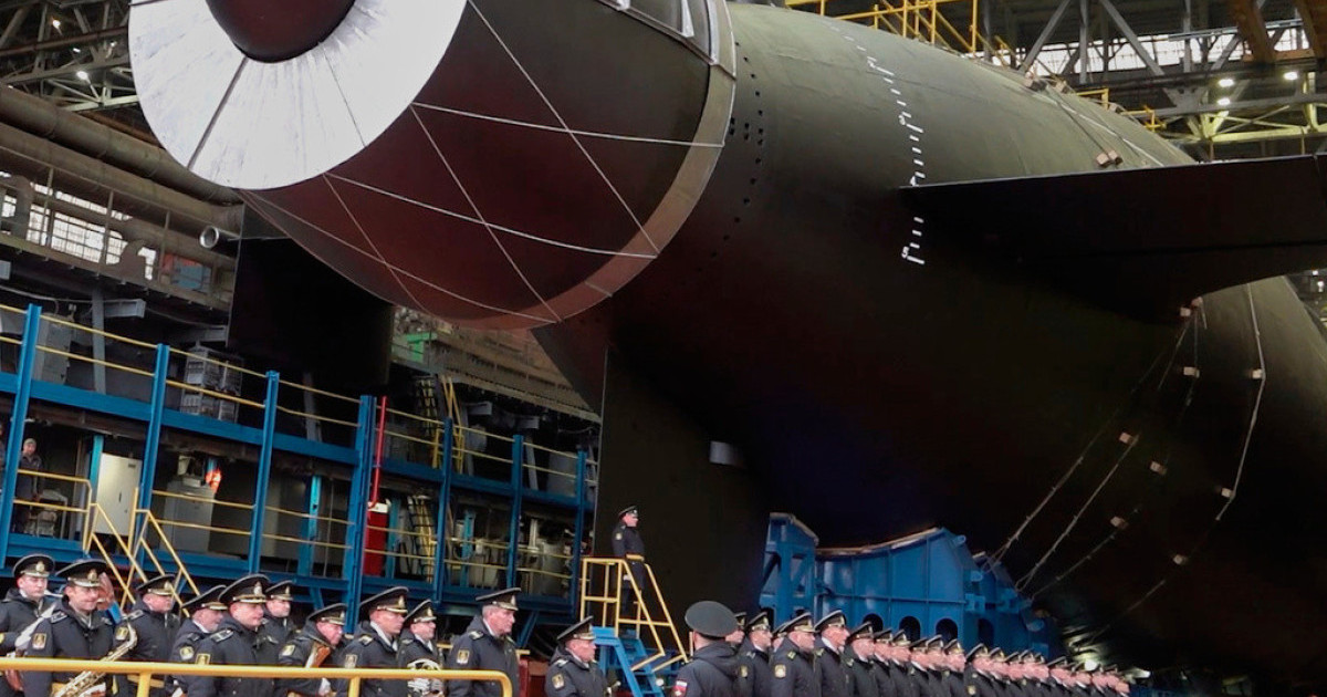 Rusia nxjerr në det nëndetësen e  Ditës së Kiametit   mban 6 torpedo bërthamore Poseidon