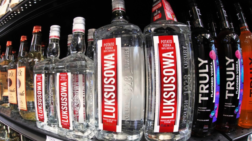 Nata kur Rusisë i mbaroi vodka, mposhtja e nazistëve krijoi dehjen më të madhe në histori