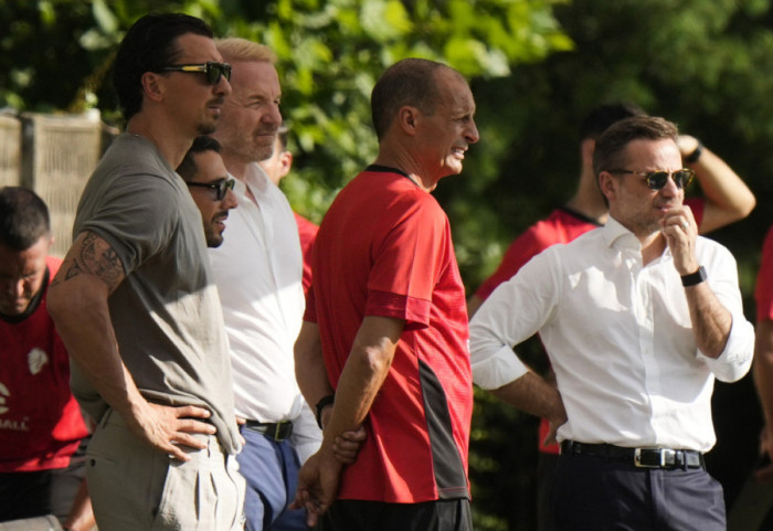 Furtunë tek Milani, ikin Allegri dhe Tare, revolucionin e drejton Ibrahimoviç
