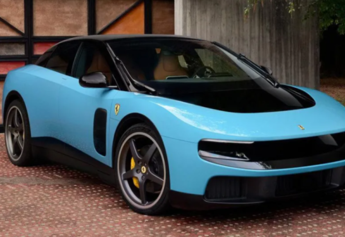 Ferrari prezanton makinën e parë tërësisht elektrike, quhet “Dritë”