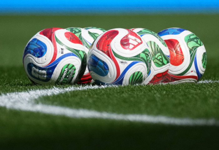 Botërori 2026, topi i futbollit do karikohet para çdo ndeshje