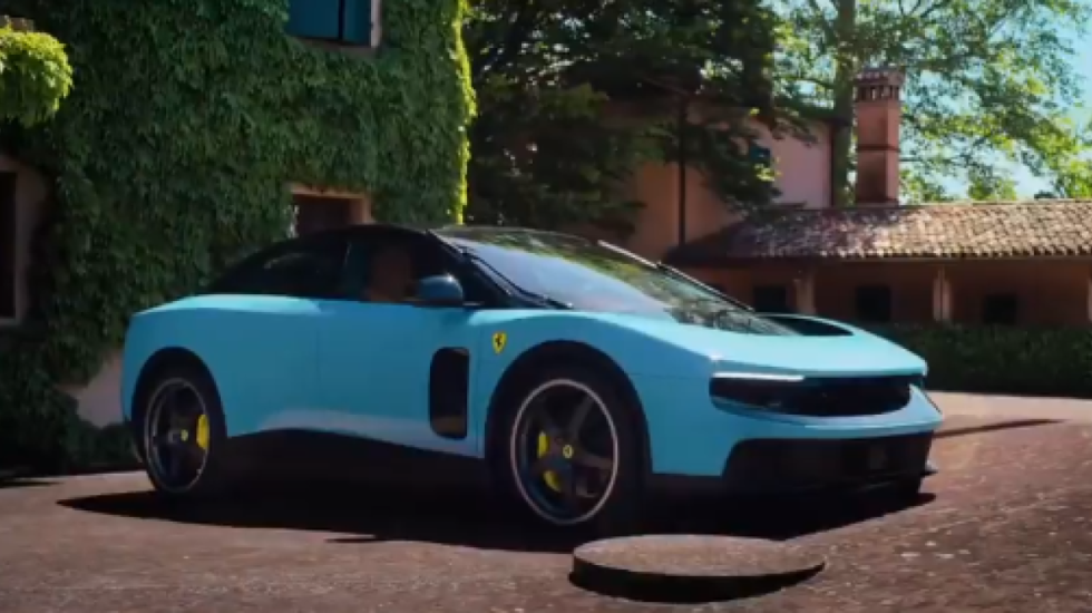 Ferrari i ri elektrik kushton 550 euro, ish-presidenti Montezemolo: Shkatërruan një mit, hiqjani kalin në logo