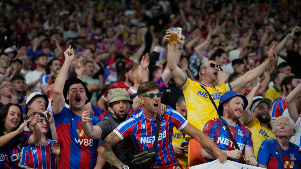 Crystal Palace shkruan historinë në Gjermani, rrëmben trofeun e Conference League në finalen ndaj Vallecanos