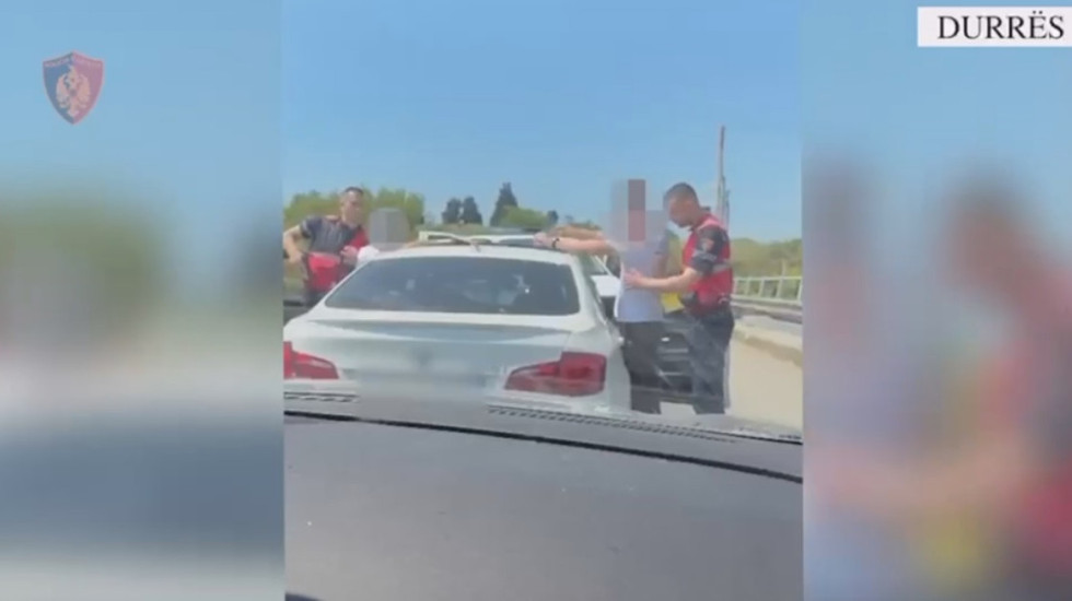 Shpërndanin drogë pranë shkollave në Manzë dhe Shijak, 13 të arrestuar