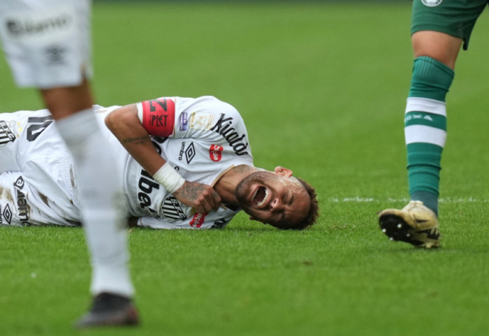 Dy deri në tre javë pushim prej dëmtimit në pulpë, Neymar rrezikon seriozisht Kupën e Botës