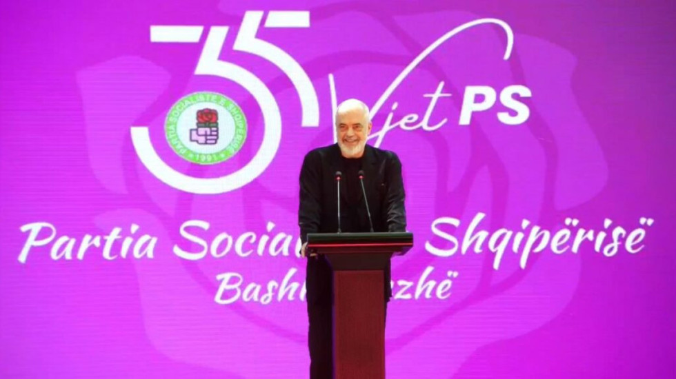 “Jemi si nata me ditën me PD”, Rama nga Lezha: Flamurin e Skënderbeut do e ngremë në oborrin e BE