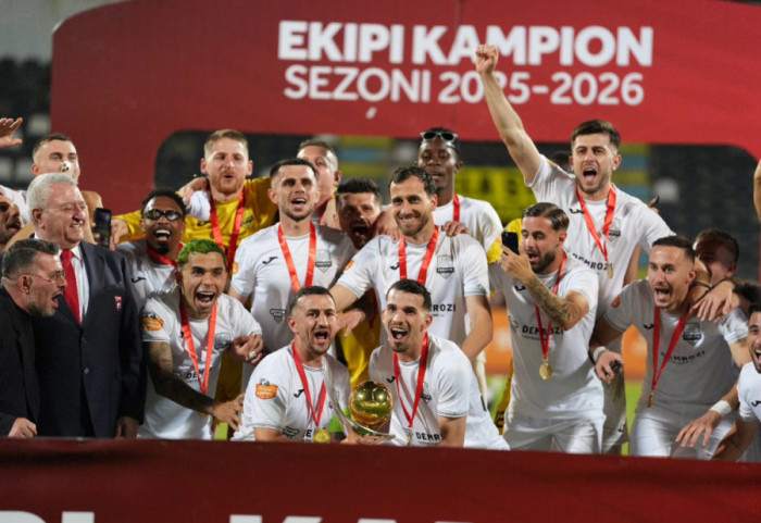 “Na u turrën si luanë, por i zbutëm si qenë shtëpie”, Egnatia tallet keq me rivalët e titullit